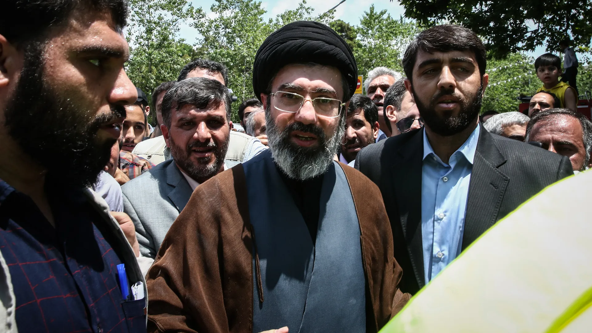 Mojtaba Khamenei Resmi Pimpin Iran: Ini Profil Lengkap dan Kontroversinya